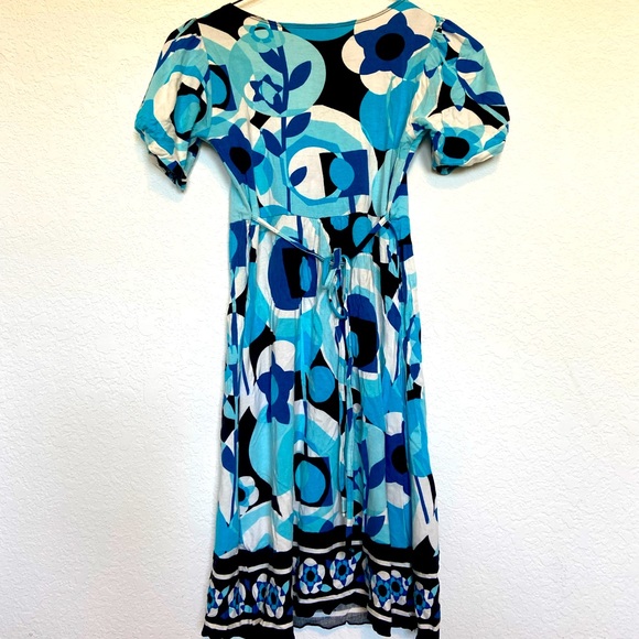 Dorothy Perkins Geometric MIDI Dress - Picture 2 of 4